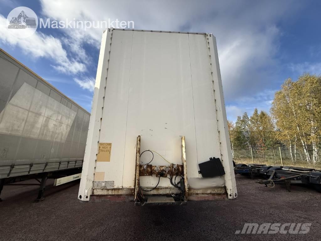 Schmitz SKO 24 Skåptrailer