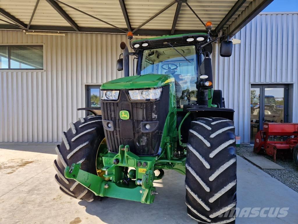 John Deere 7230 R Traktorer