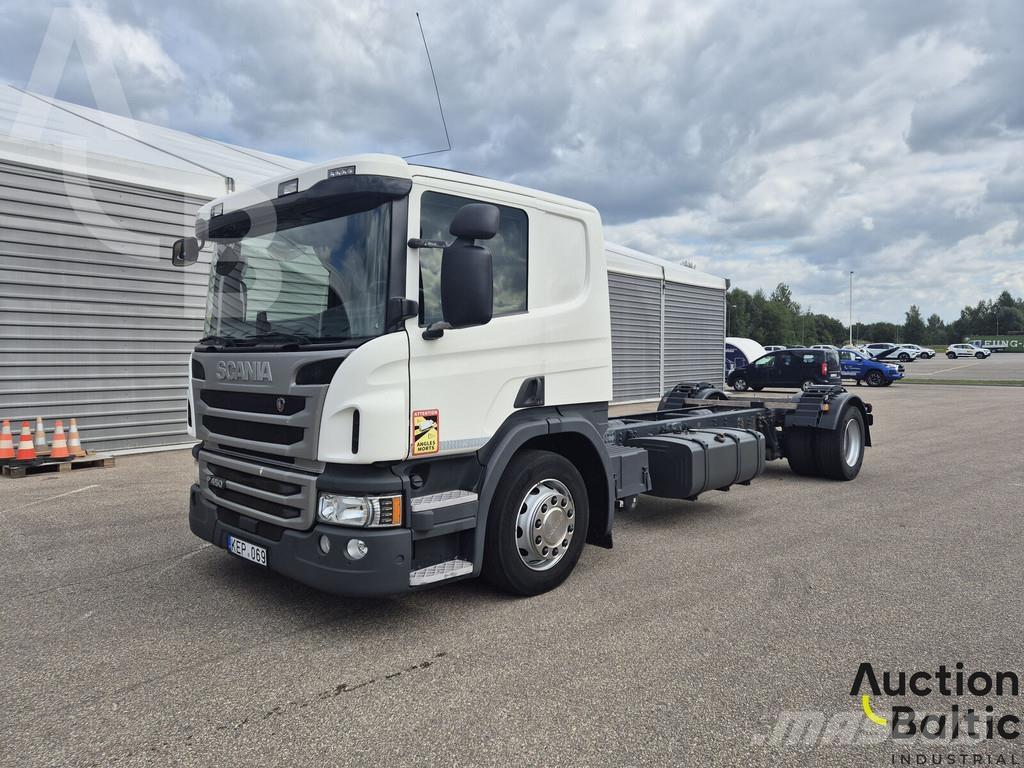 Scania P 450 Chassier