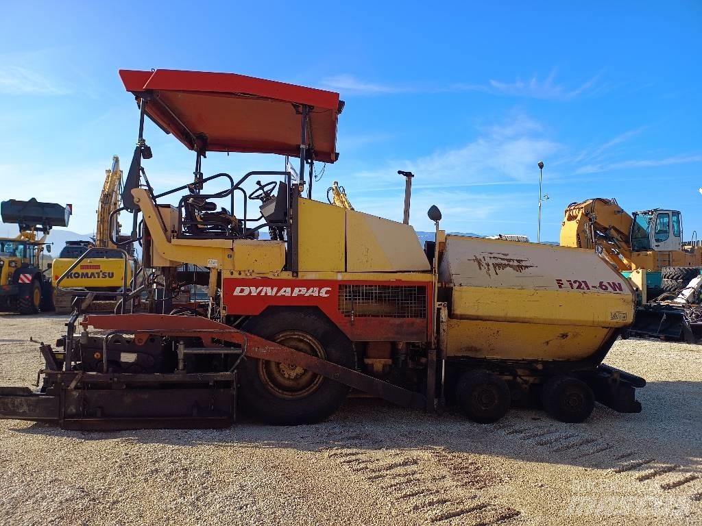 Dynapac F 121-6W Asfaltsläggningsmaskiner