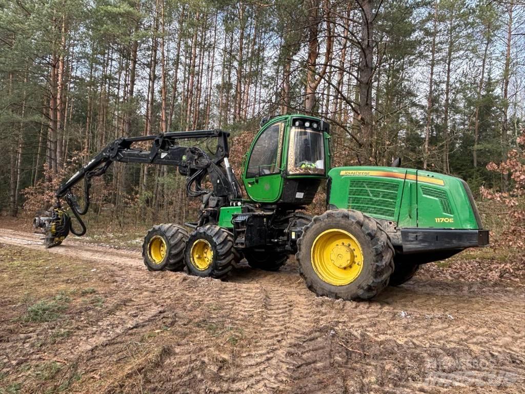 John Deere 1170 E Skördare