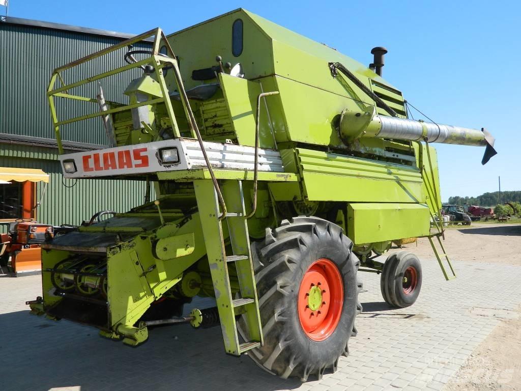 CLAAS Mercator 60 Skördetröskor