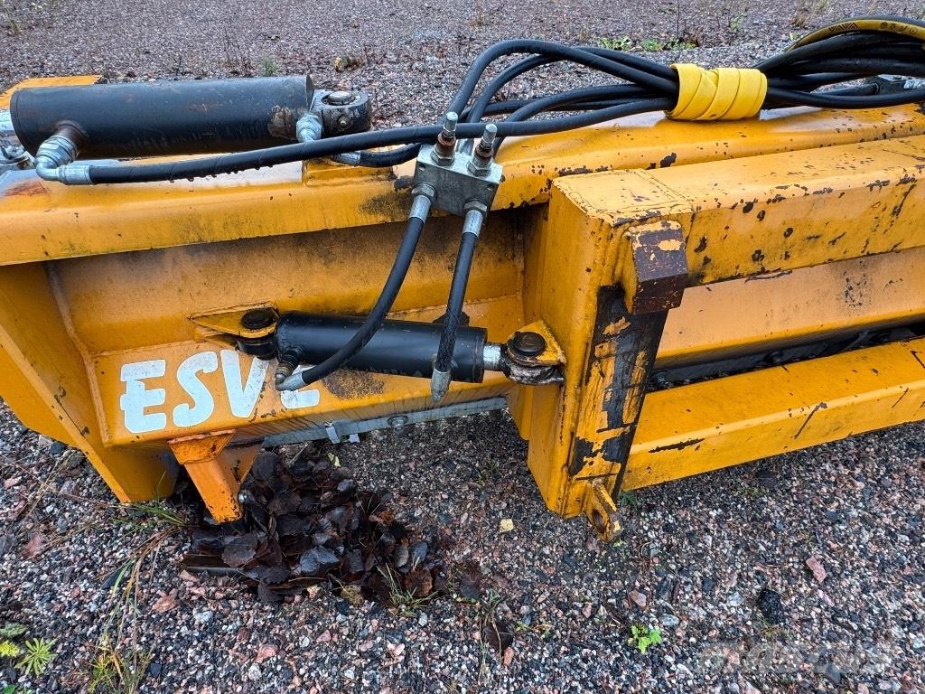 Wille 445 P 504-T Redskapsbärare