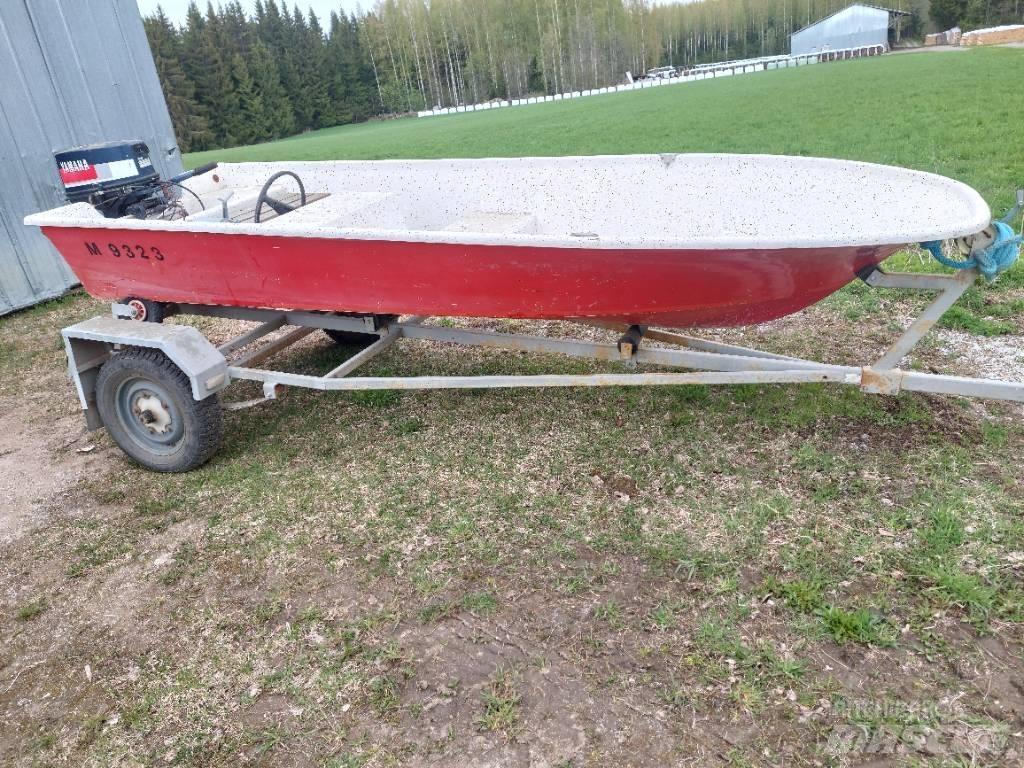  Lasikuituvene 410 Grönytemaskiner - Övriga