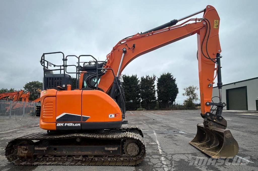 Doosan DX140LCR-7 Bandgrävare
