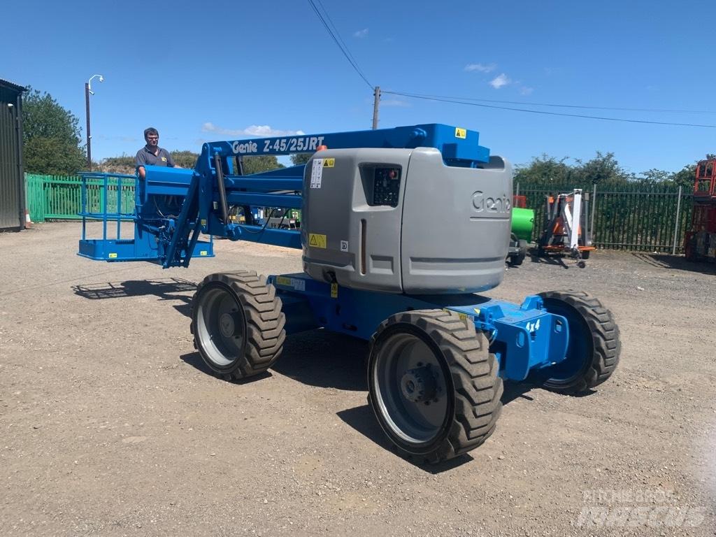 Genie Z 45/25 J RT Bomliftar