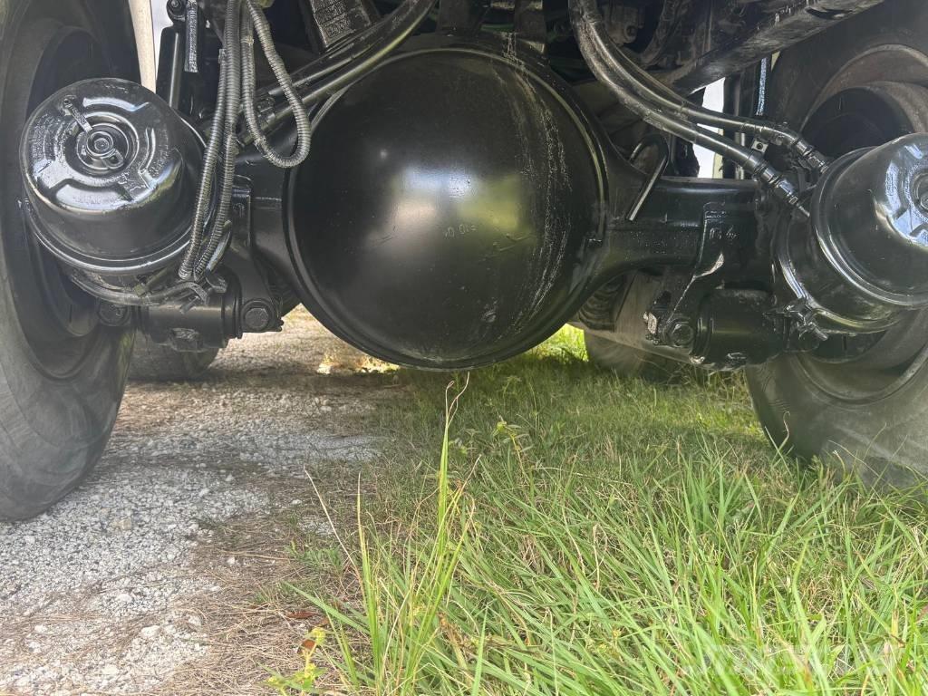 Freightliner M2 Slamsugningsbil