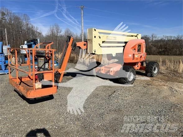 JLG 450AJ Bomliftar