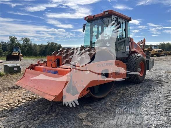 XCMG CV123PDU Envalsvältar