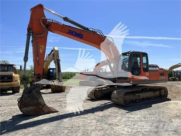 XCMG XE210CU Bandgrävare