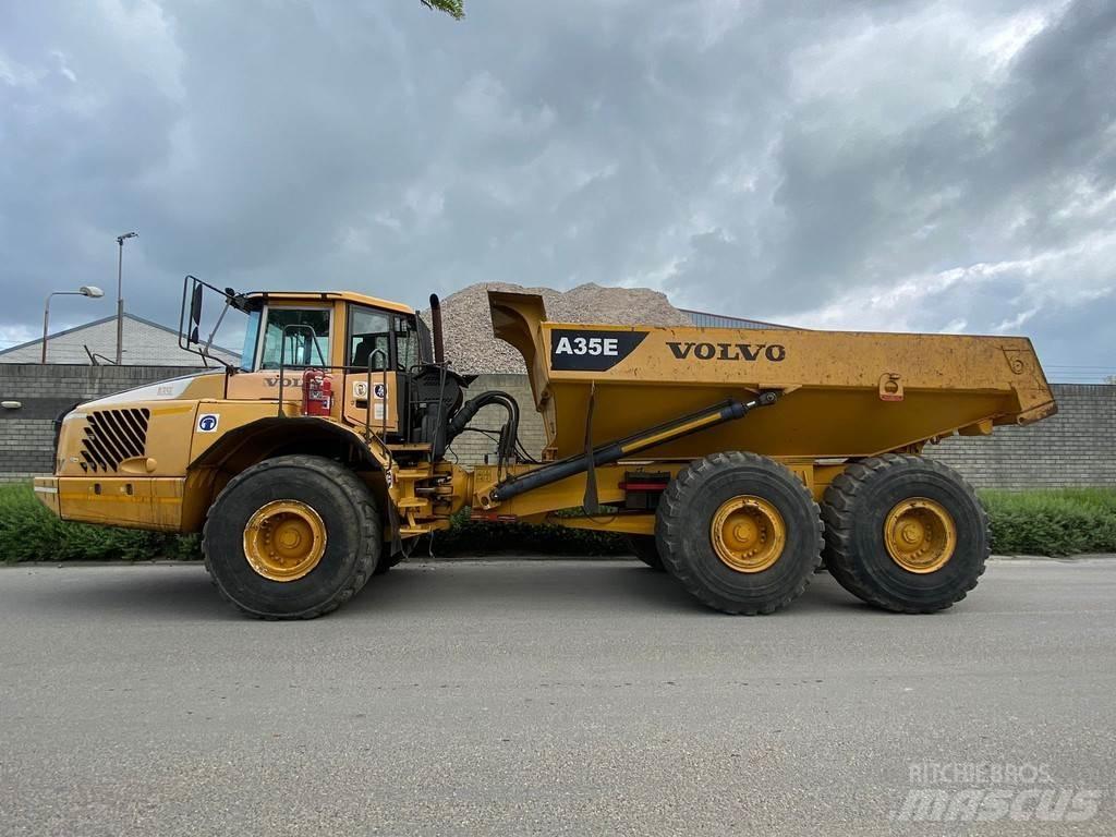 Volvo A35E Midjestyrd dumper