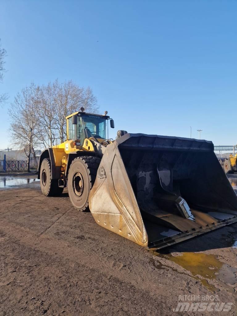Volvo L 220 F Hjullastare