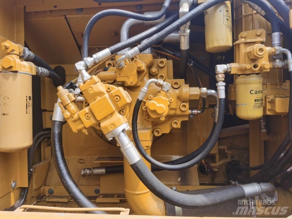 CAT 336 D2 Bandgrävare