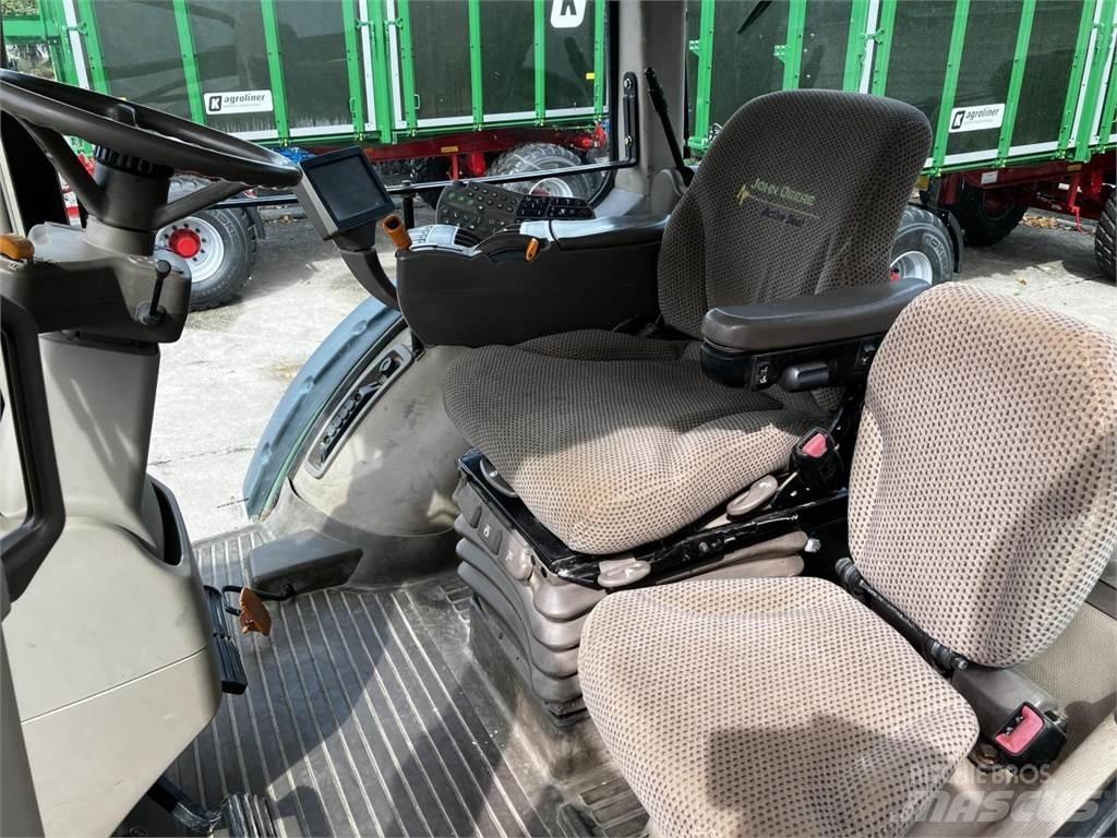 John Deere 8335R Traktorer