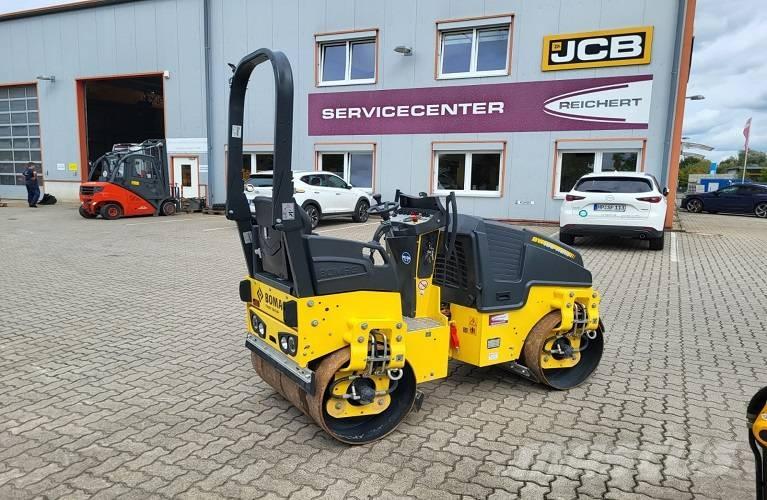 Bomag BW 100 AD M-5 Tvåvalsvältar