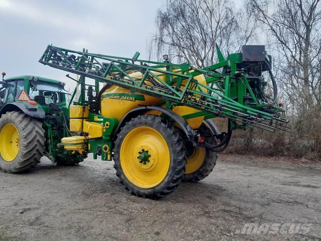 John Deere 840 Dragna sprutor