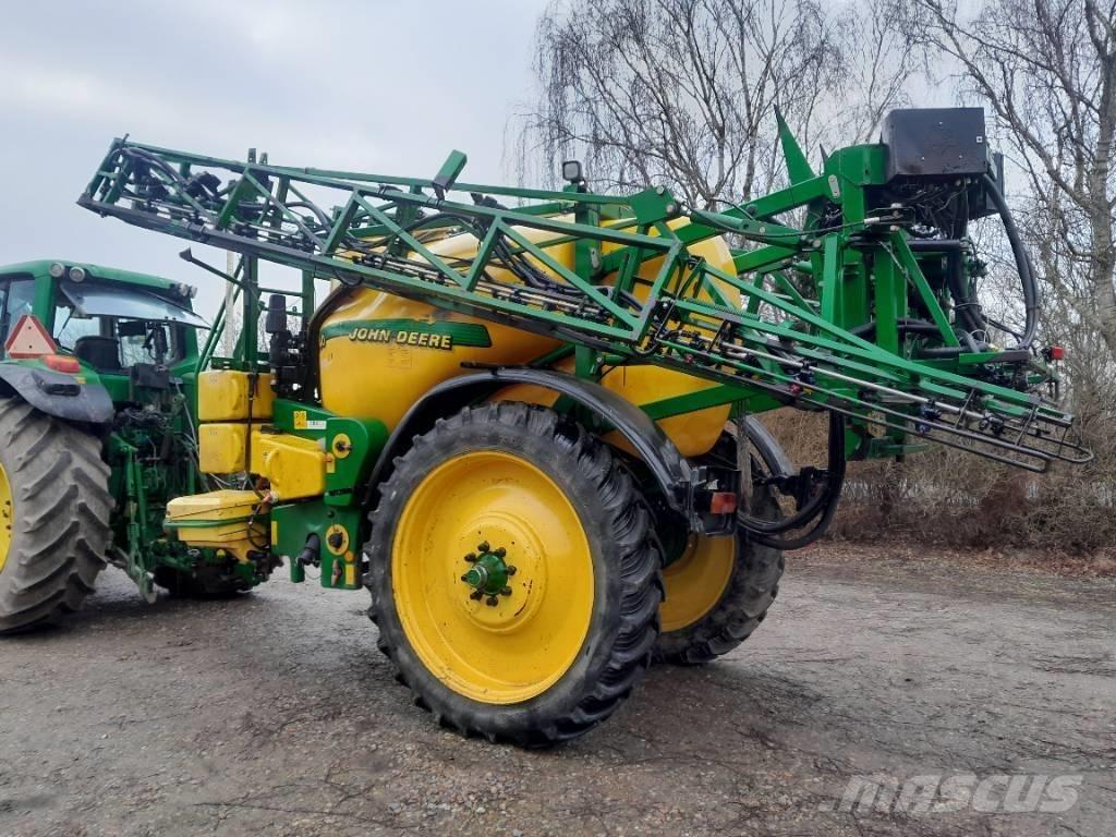 John Deere 840 Dragna sprutor