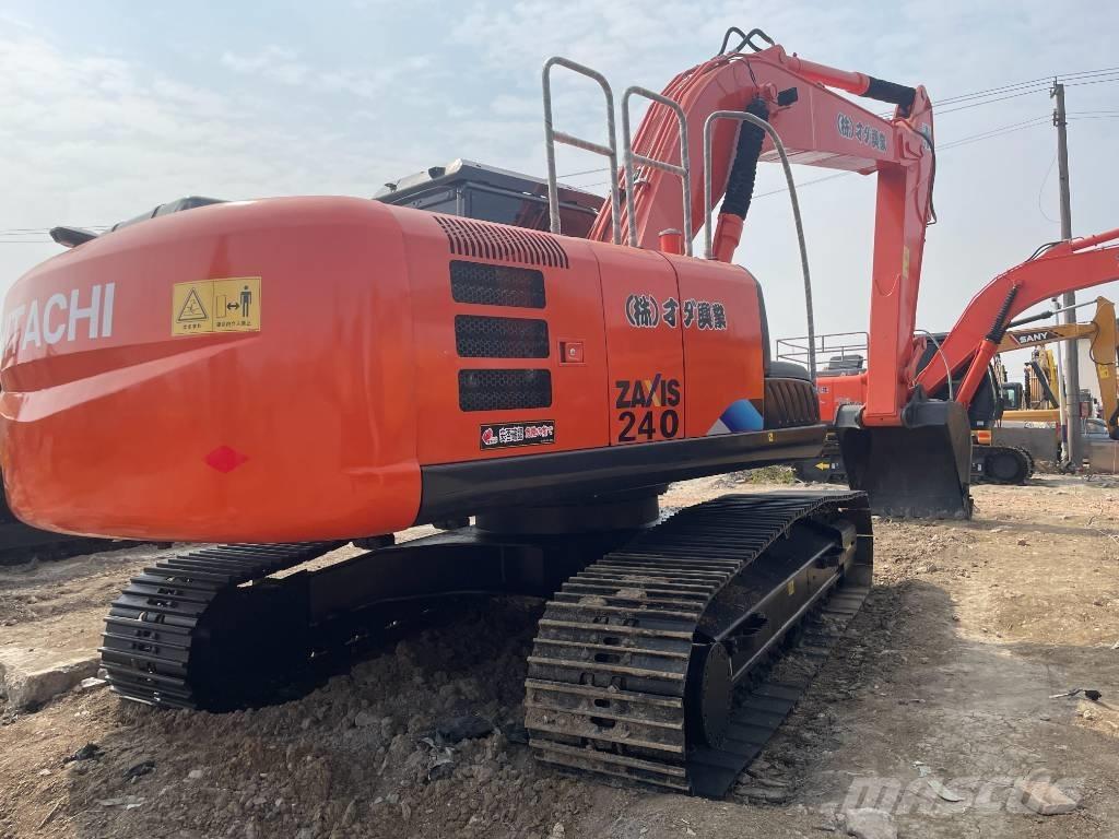 Hitachi ZX 240 Bandgrävare