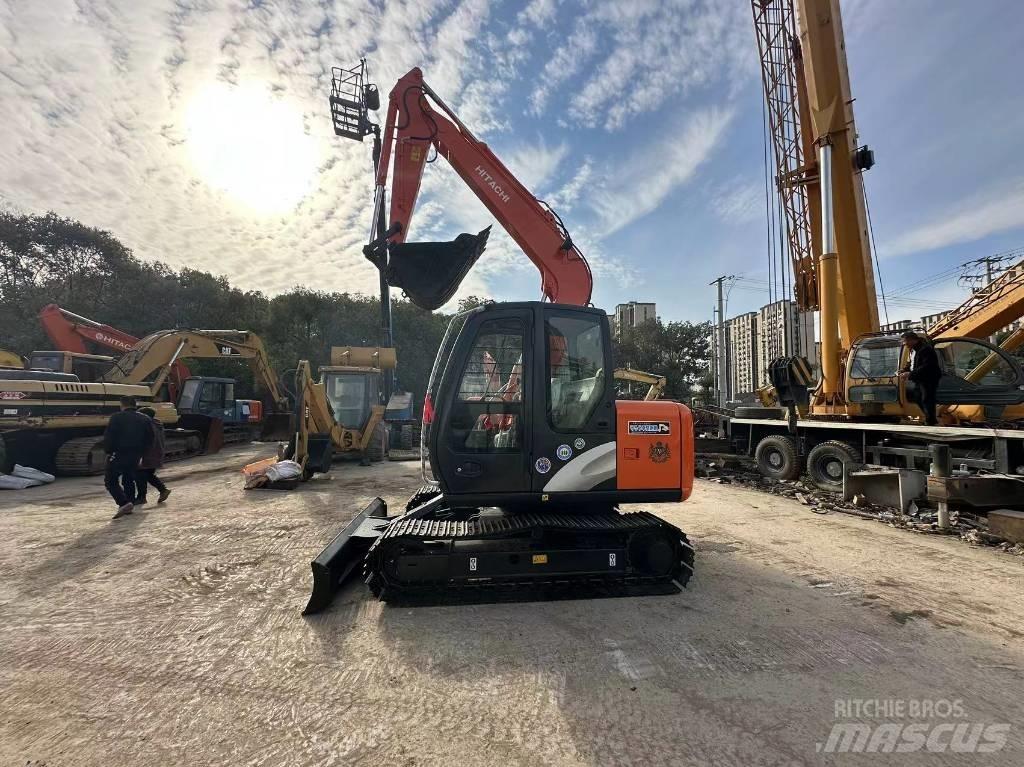 Hitachi ZX 70 Bandgrävare