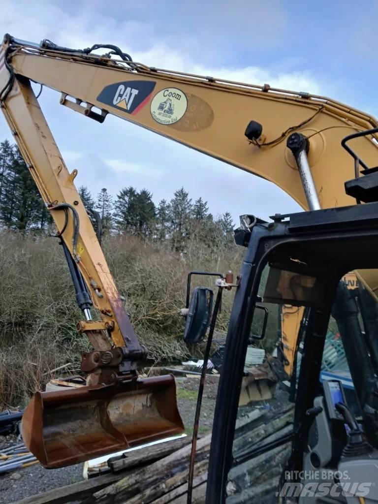 CAT 320 E Grävmaskiner med lång räckvidd
