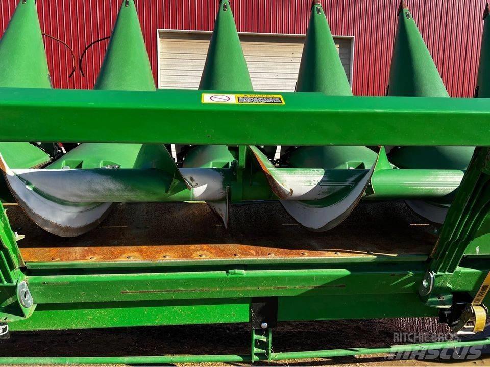 John Deere 716c Skärbord