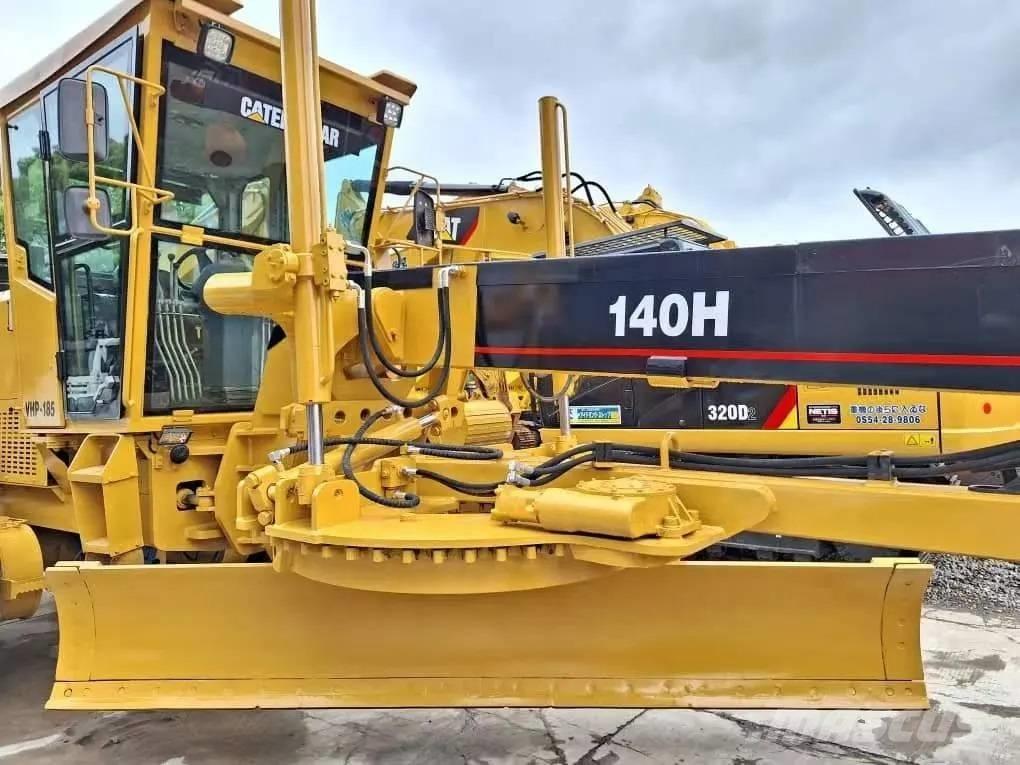 CAT 140H Väghyvlar
