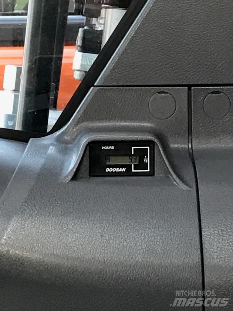 Develon DX 210 W-7 Hjulgrävare