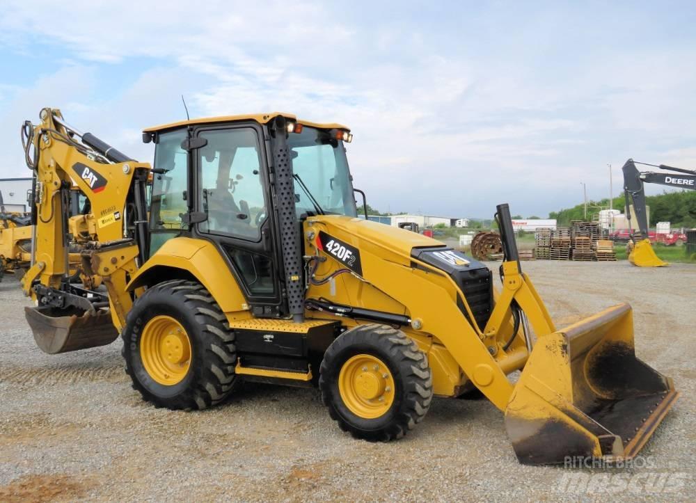 CAT 420F2 Grävlastare