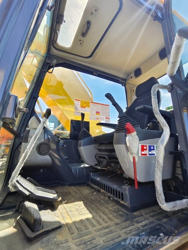 Komatsu PC 220-8 Bandgrävare