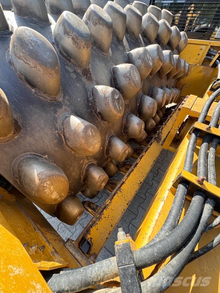 CAT CP 68 B Jordkompaktorer