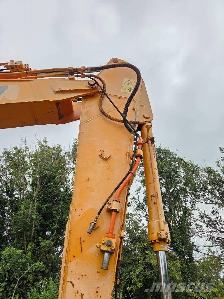 Doosan DX 225 LC Bandgrävare