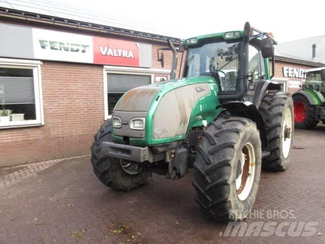 Valtra T190 Traktorer