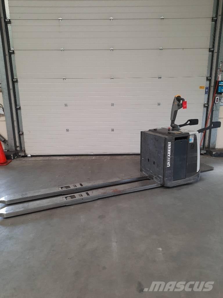 UniCarriers 200PMR Låglyftare med plattform