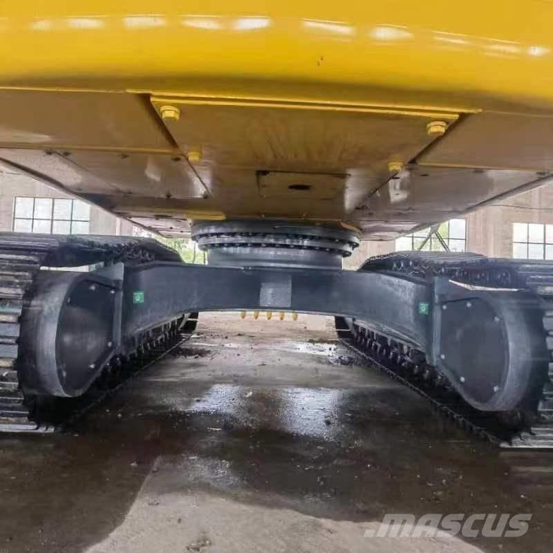Komatsu PC300-7 Bandgrävare