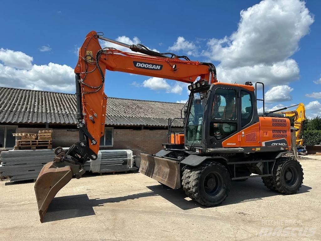 Doosan DX140W-5 Hjulgrävare