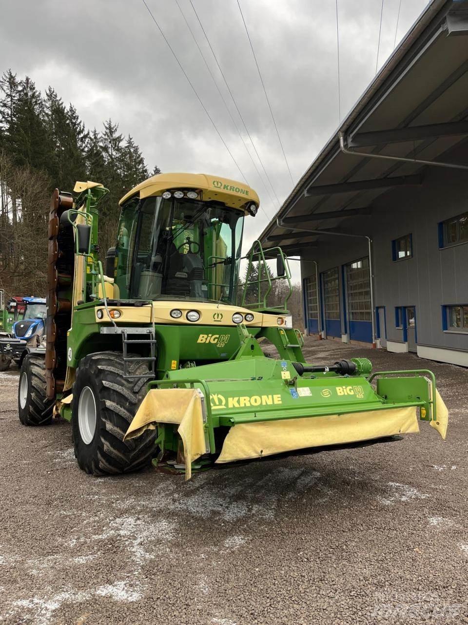 Krone Big M 420 CV Strängläggande skördare