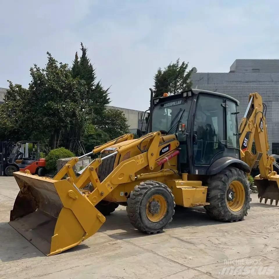 CAT 420 F Grävlastare