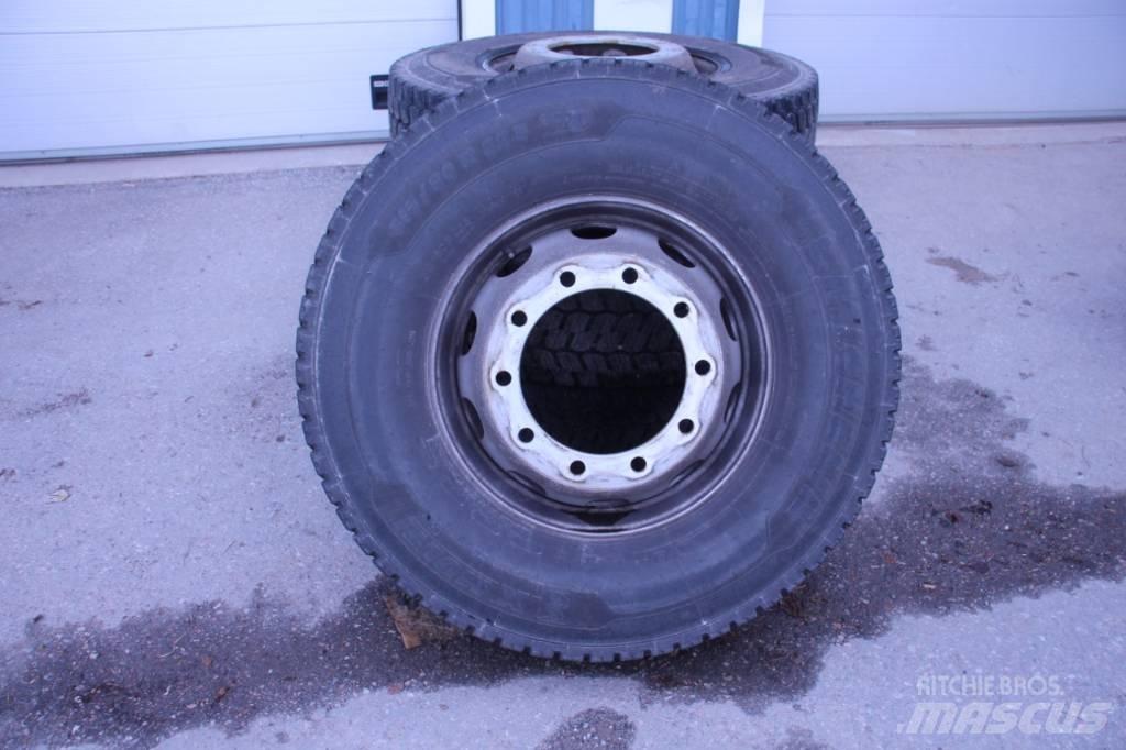 Michelin X MULTI Däck, hjul och fälgar
