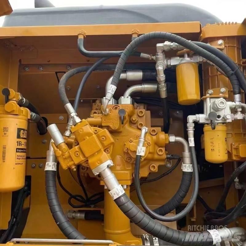 CAT 330 D Bandgrävare
