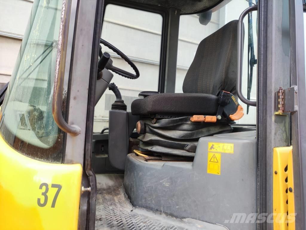 Volvo L 30 B Hjullastare