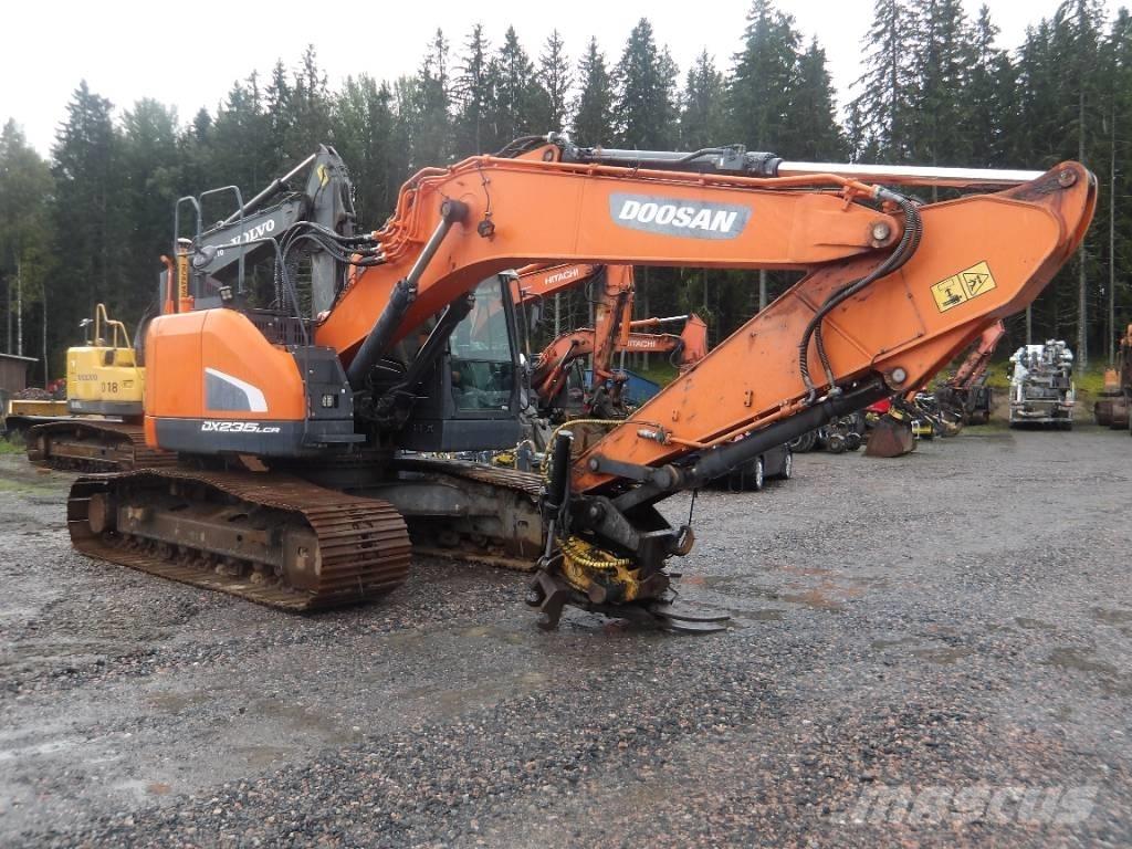 Doosan DX 235 LCR-5 Bandgrävare