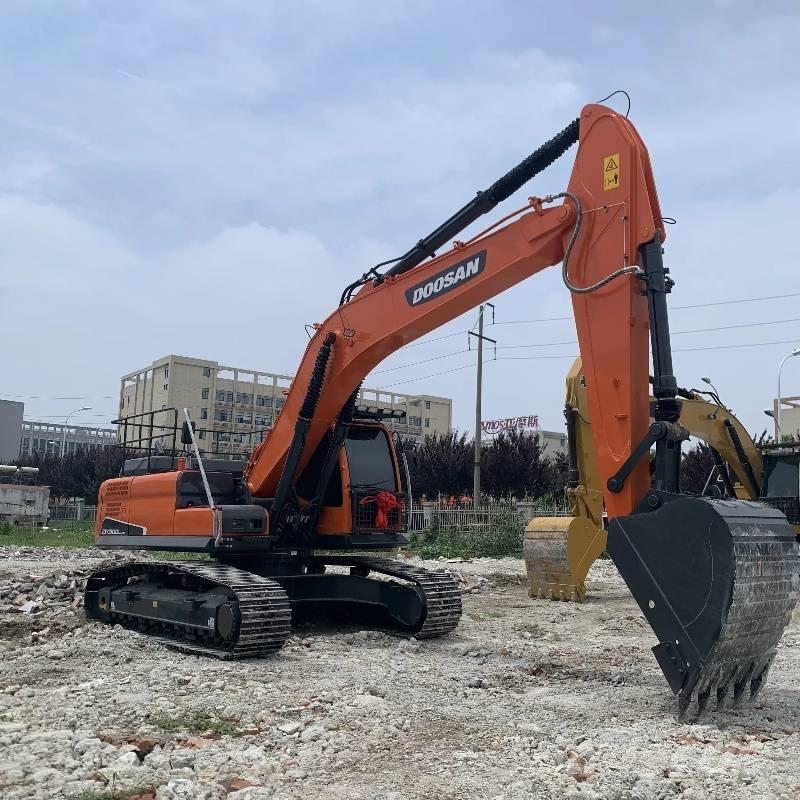 Doosan DX 300 Bandgrävare