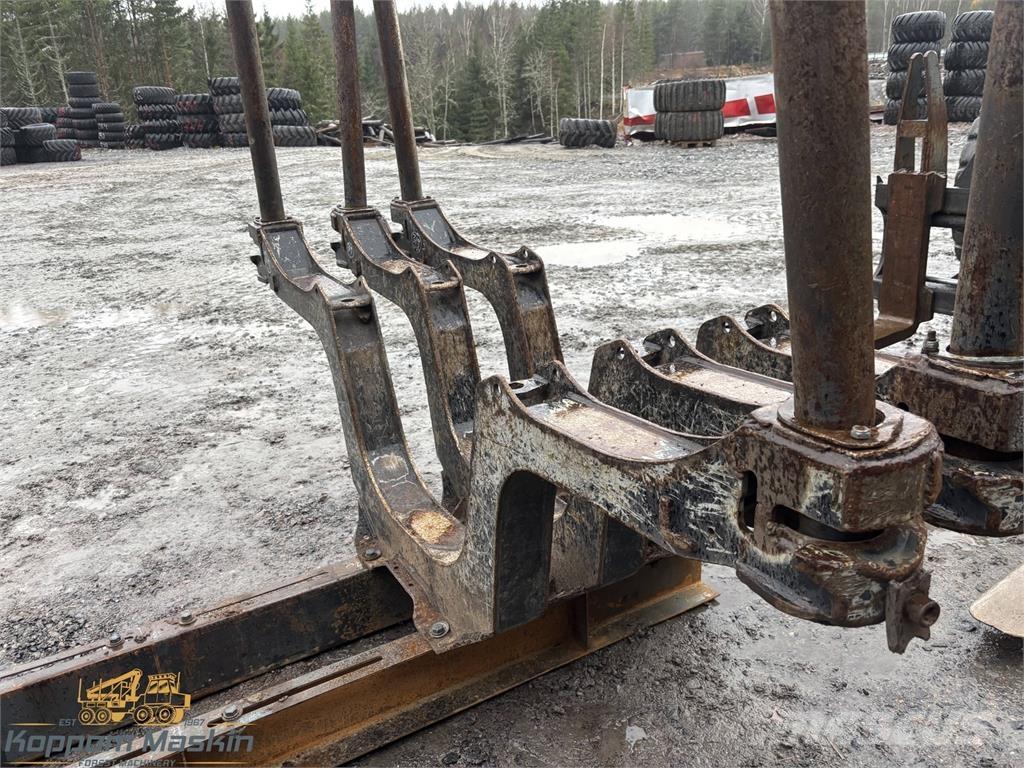 Komatsu 845 Redskap till skogsmaskiner