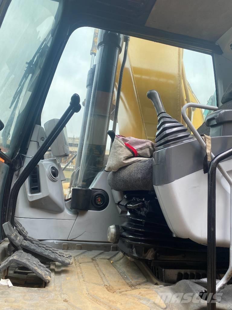 CAT 330 D Bandgrävare