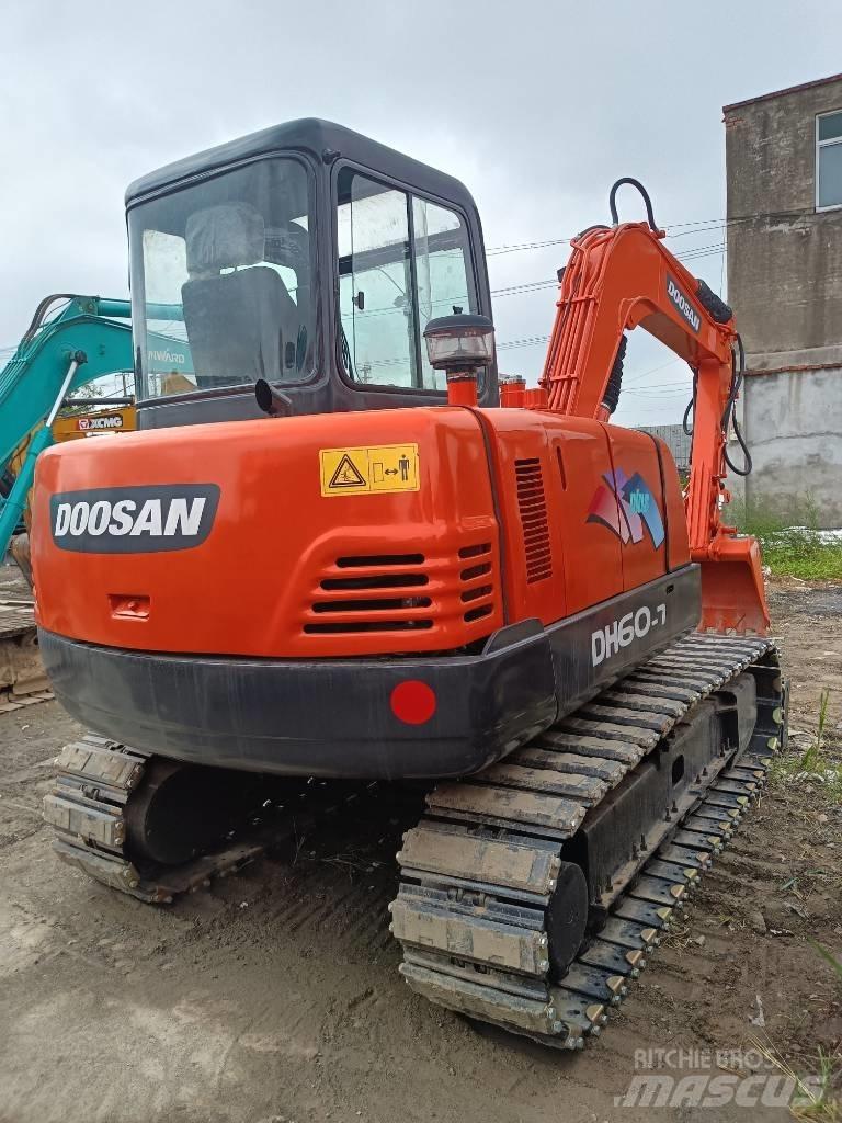 Doosan DH 60 Minigrävare < 7t