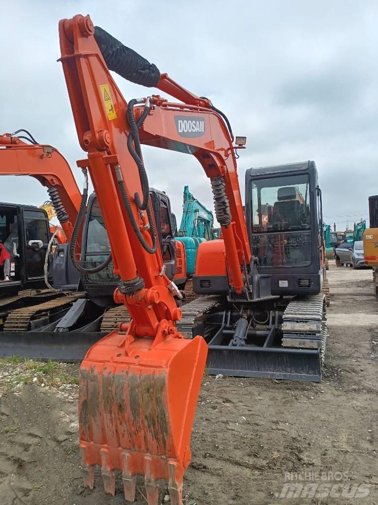 Doosan DH 60 Minigrävare < 7t