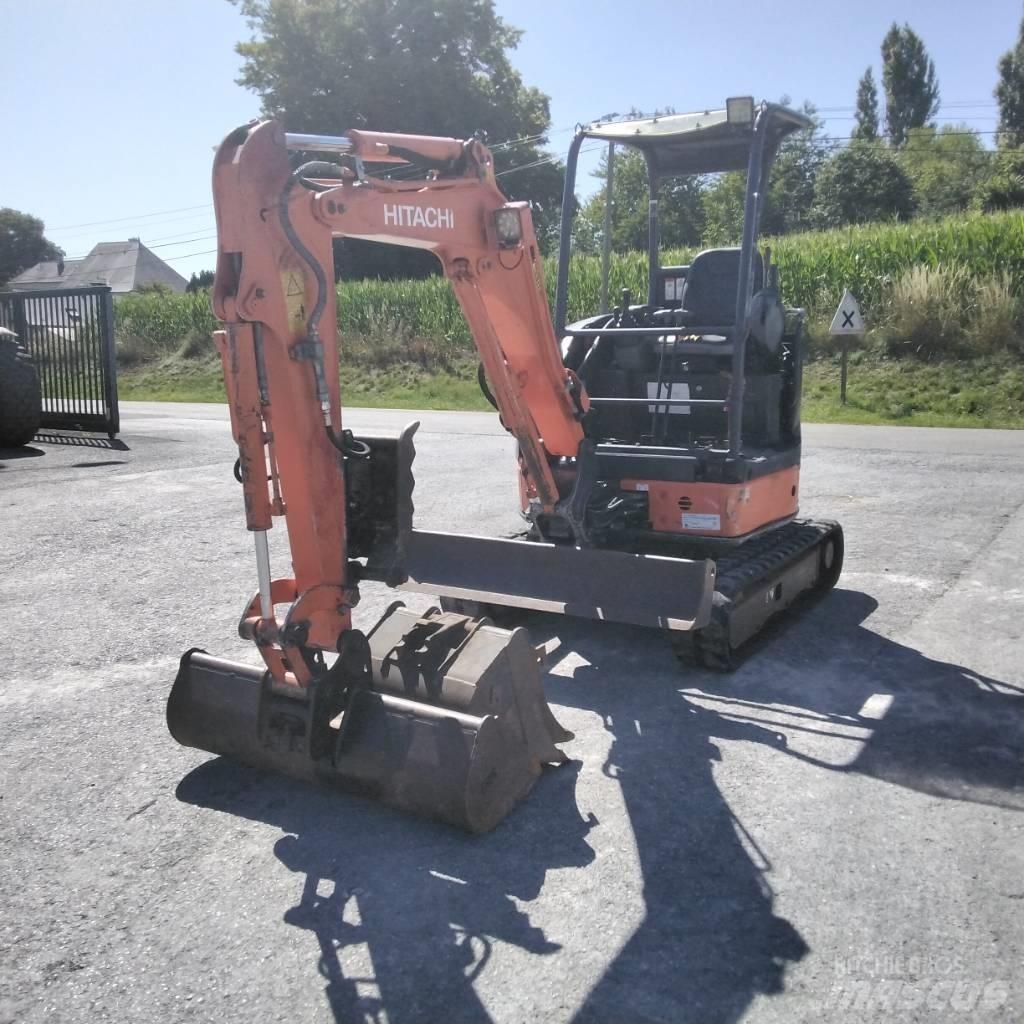 Hitachi ZX 22U 2YLR Minigrävare < 7t
