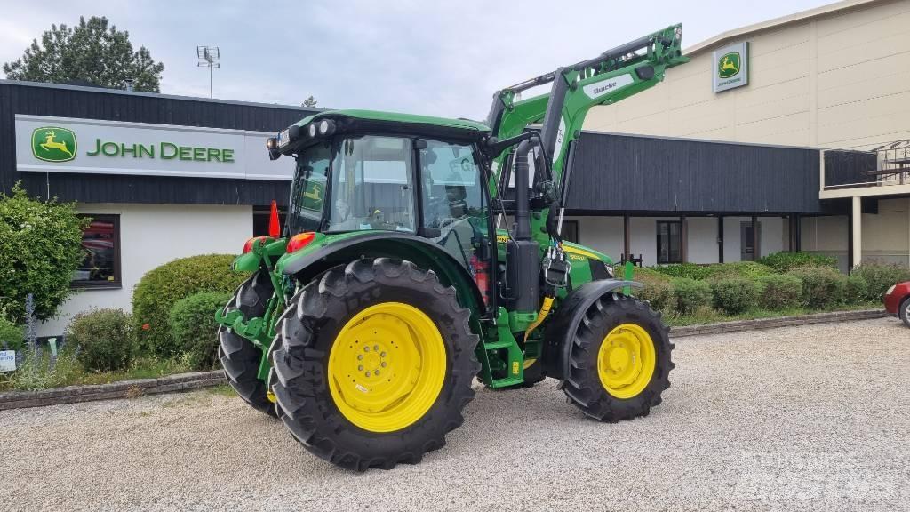 John Deere 5100M Traktorer