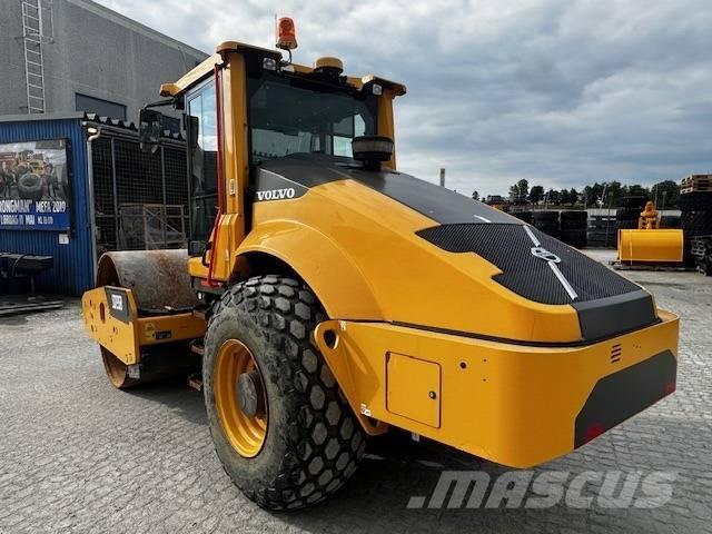 Volvo SD 135 B Envalsvältar