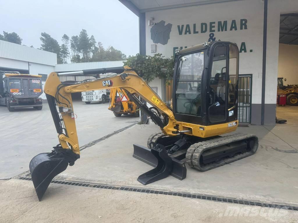 CAT 302.7 D CR Minigrävare < 7t